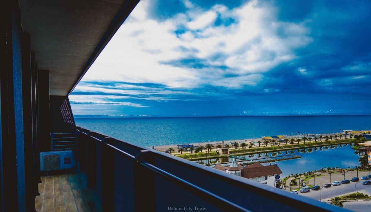 Sea Side Aparthotel In Orbi Complex Батуми Экстерьер фото