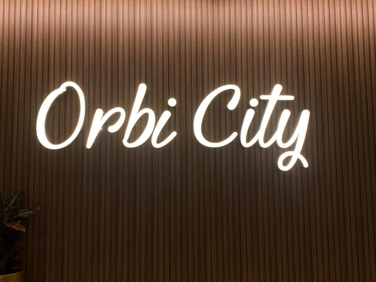 Sea Side Aparthotel In Orbi Complex Батуми Экстерьер фото